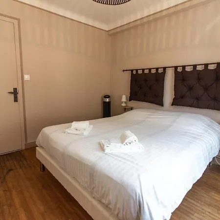 La Salamandra Au Coeur De